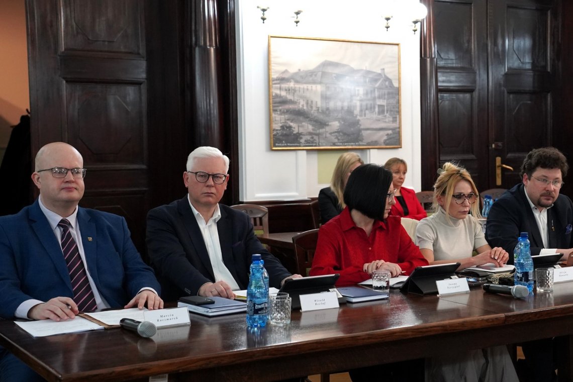 Bezpieczeństwo na Pomorzu – Powiat wspiera budowę kluczowych dróg
