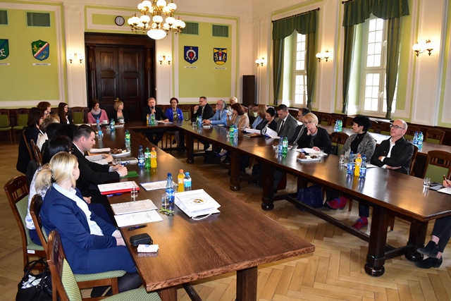Spotkanie sprawozdawczo-wdrożeniowe na temat organizacji Systemu Doradztwa Edukacyjno-Zawodowego w jednostkach oświatowych powiatu wejherowskiego w dniu 27.04.2017 r.